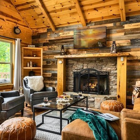 Mountainside - New Luxury Cabin-Fire Table-Hot Tub-3 Pools-Ps5-Bears Gatlinburg Ngoại thất bức ảnh
