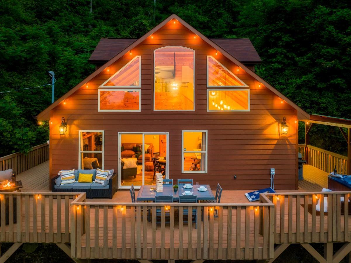 Mountainside - New Luxury Cabin-Fire Table-Hot Tub-3 Pools-Ps5-Bears Gatlinburg Ngoại thất bức ảnh