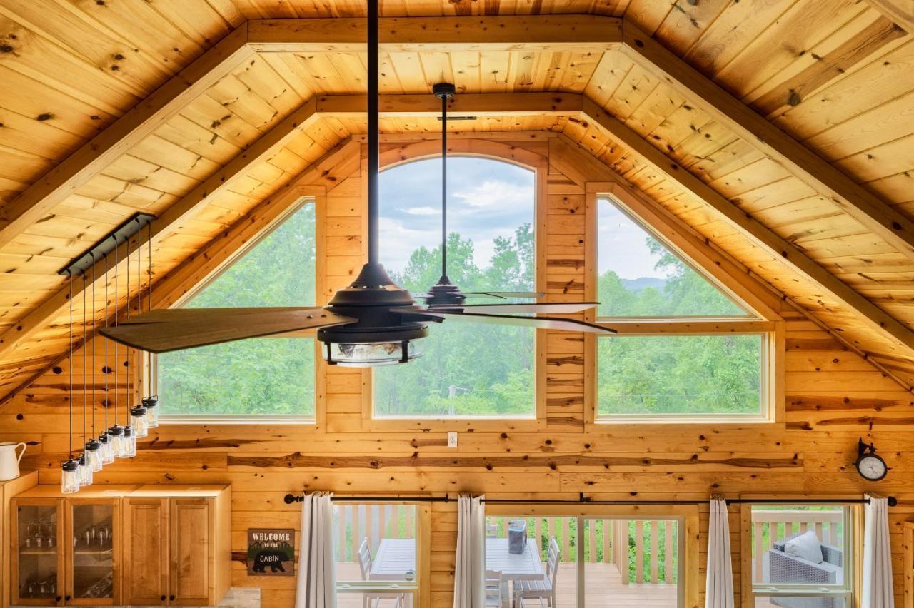 Mountainside - New Luxury Cabin-Fire Table-Hot Tub-3 Pools-Ps5-Bears Gatlinburg Ngoại thất bức ảnh