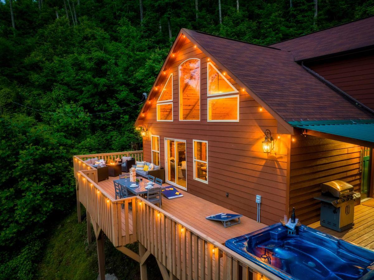 Mountainside - New Luxury Cabin-Fire Table-Hot Tub-3 Pools-Ps5-Bears Gatlinburg Ngoại thất bức ảnh