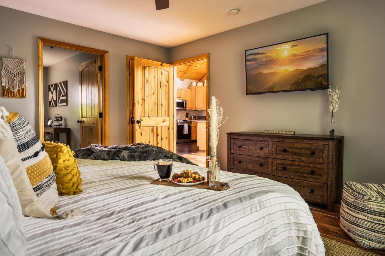 Mountainside - New Luxury Cabin-Fire Table-Hot Tub-3 Pools-Ps5-Bears Gatlinburg Ngoại thất bức ảnh